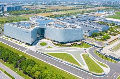 嘉定工業(yè)區(qū) 重點(diǎn)企業(yè)引領(lǐng)行業(yè)革新，加速搶占汽車“新四化”軟件開發(fā)賽道